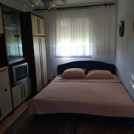 阿帕丁Oaza Mira Porodicna Kuca Za Opustanje别墅 外观 照片